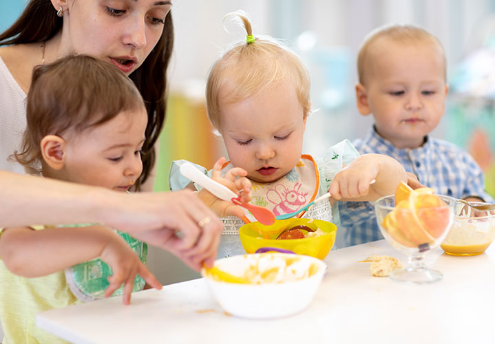 Happy Learning childcare curriculum babies 0-2 years